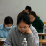 🔥 Сегодня в Kozybayev University прошла региональная олимпиада «Высшая лига».